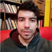 profesor de inglés enseña discurso hablado y pronunciación adecuada en inglés